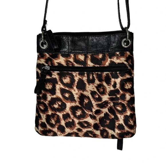 Nicole by Nicole Miller leopard print multi pocket small crossbody bag - Picture 3 of 9